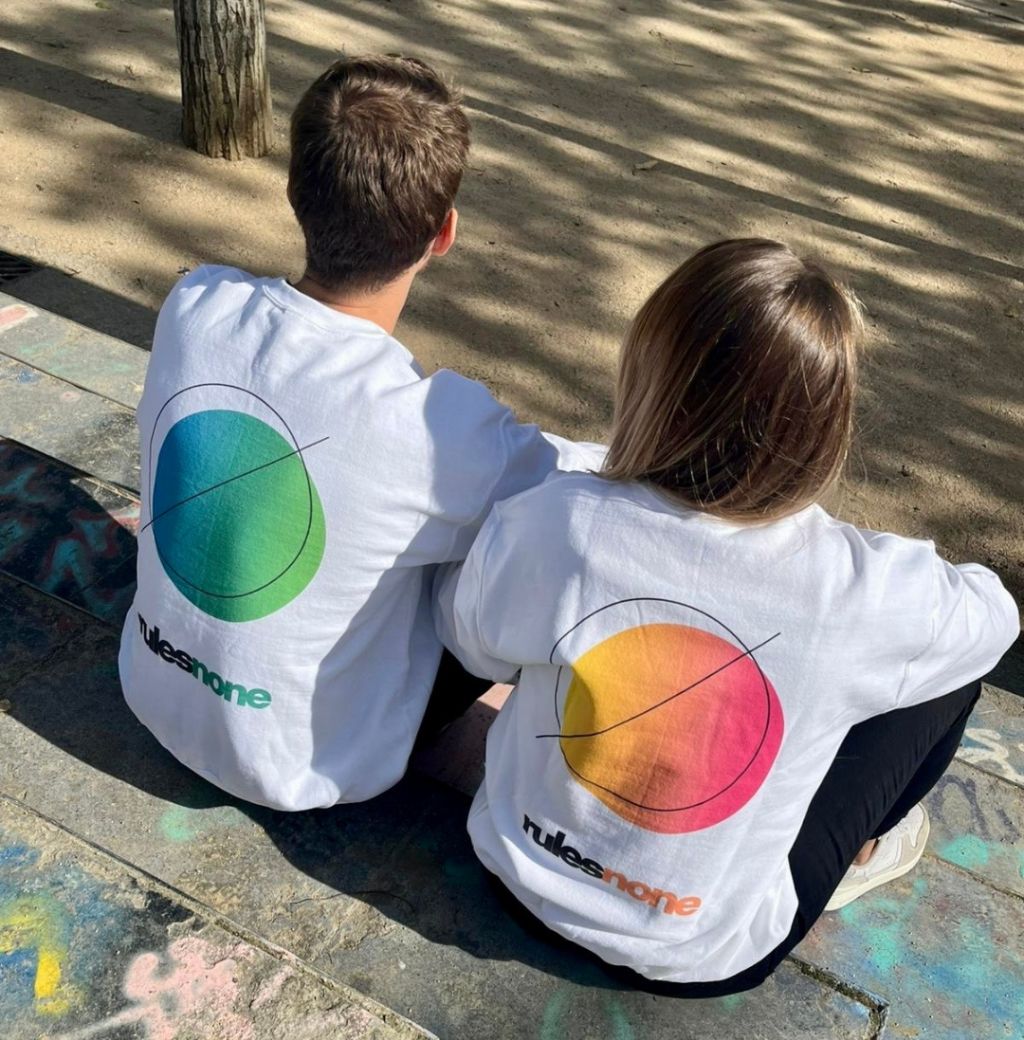 White Sweatshirt – Rules None (Green) – Sweaz